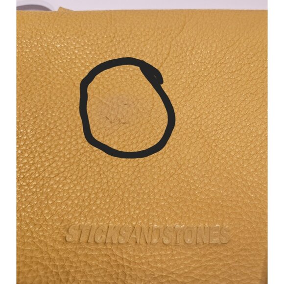 Sticks And Stones Pebbled Yellow Leather Crossbody Purse Rio In Sunflower - Picture 3 of 16